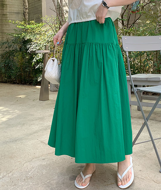 莉娜的衣服和衣服