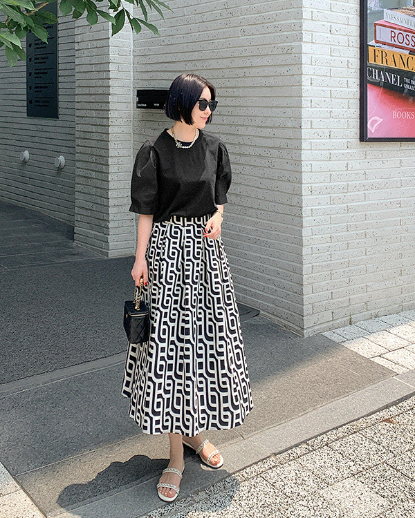 纯泡泡袖短袖T恤