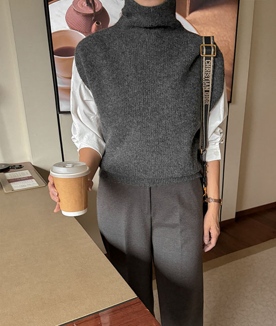 Pola 针织衫马甲