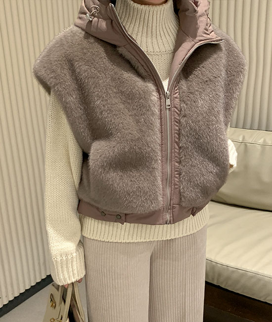 卫衣 水貂毛 羽绒服 马背