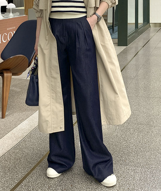 Charur tupintuck 牛色宽松长裤