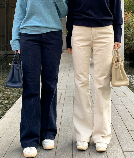 每条灯芯绒加绒靴型裤短