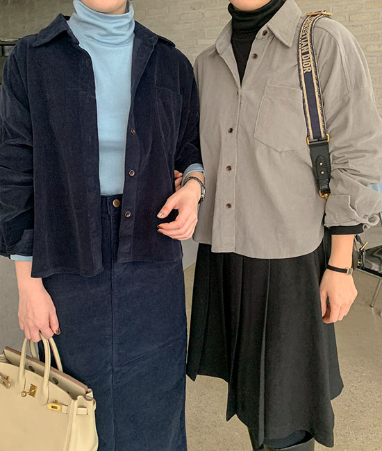 赫本灯芯绒衬衫