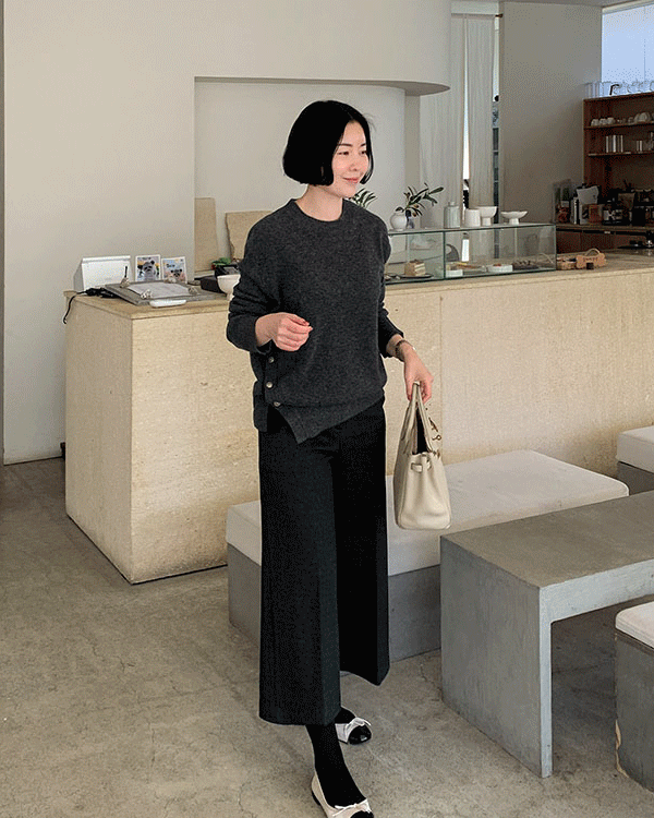 金色纽扣美利奴羊毛衬里