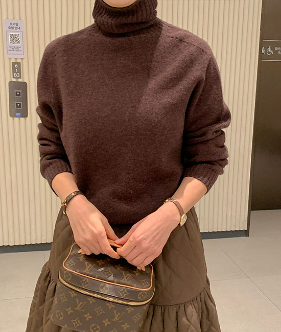 羊毛100整件Pola针织衫