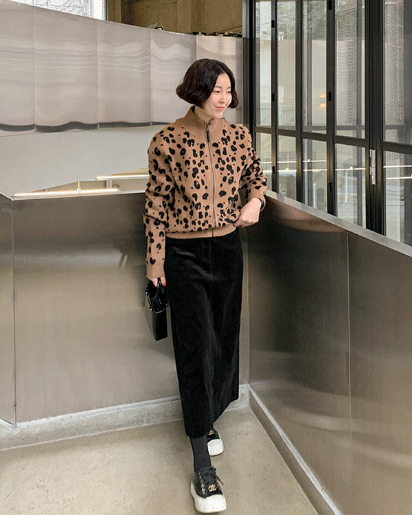 豹纹针织衫 手链卫衣