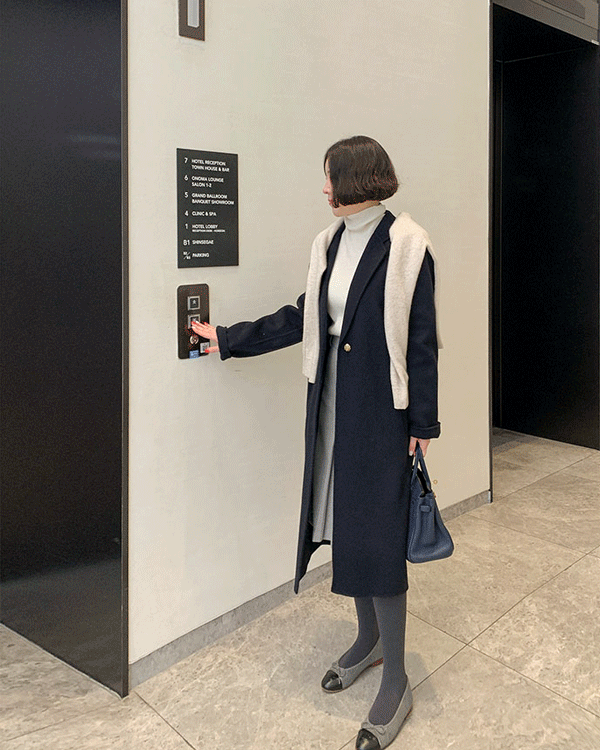 必备羊绒羊皮大衣