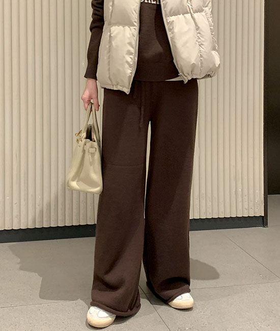 莫尔